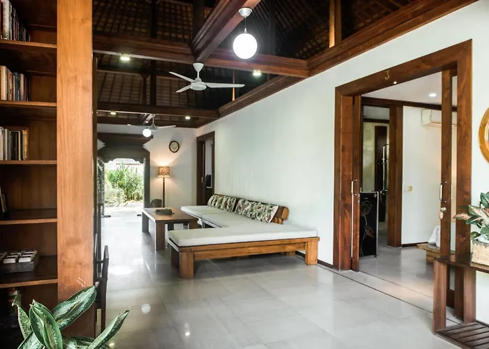 Segara House - Villa Kuta Lombok